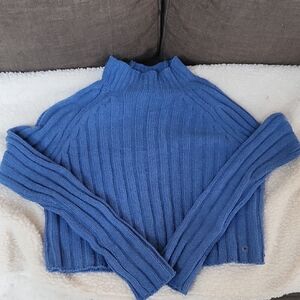 American Eagle Cropped Sweater.  Medium
